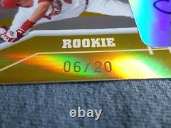 2004 Elite Extra Edition Yadier Molina AUTO RC #06/20. Crease center bottom