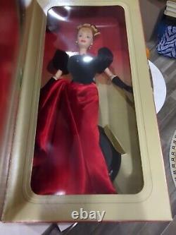 BARBIE Special Edition WINTER SPLENDOR New DOLL in BOX Blonde #19357 (Rare)