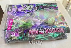BRAND NEW Monster High Doll Special Edition Amanita Nightshade 2015 READ