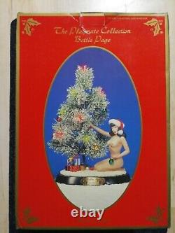 Bettie Page Trimming Christmas Tree Statue Limited Edition 1065/5000 Porcelain