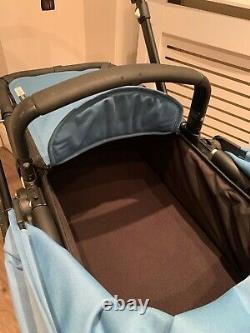 Bugaboo cameleon 3 petrol blue/black special edition, ex con, used for one child