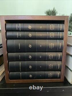 ESV Reader's Bible, Six Volume Set (Cowhide over Board with Walnut Slipcase)