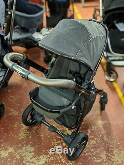 Egg 2 in 1 Travel System Quantum Grey Special Edition Ex Display / New