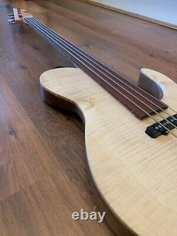 Handmade Fretless 4-string Single-cut Bass (Free Custom Artwork Design Options)