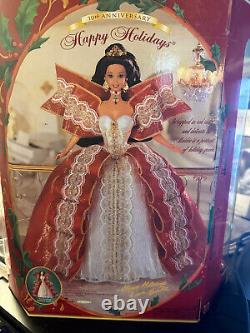 Holiday Special Edition 1997 Brunette Barbie NIB, NRFB, Factory Sealed