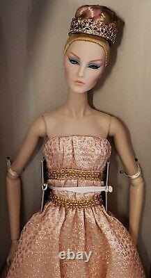 Integrity FR 2018 Luxe Life INSPIRED GRANDEUR ELYSE Jolie Doll #91454 NRFB