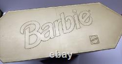 RARE 1997 Misprint Green Eyes Holiday Barbie Happy Holidays Gold Special Edition