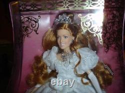 RARE Disney Store Enchanted Wedding dress Giselle Special Edition Bride doll