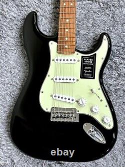Special Edition Fender Player Stratocaster with Custom Shop Fat'60s Pickups
