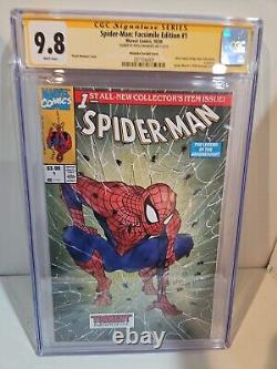Spider-Man #1 Facsimile Peach Momoko Variant CGC S 9.8 Signed Signature Series