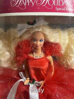 Vintage 1988 Happy Holidays Special Edition Barbie Doll Mattel #1703 NEW