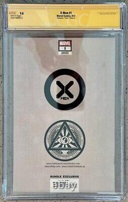 X-MEN #1 CGC 9.8 David Nakayama Yellow Rogue VIRGIN Variant Signed Gerry Duggan