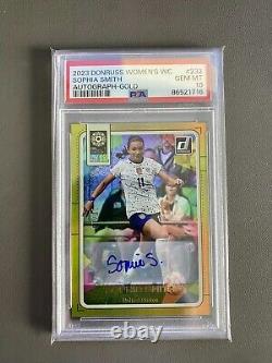 Coupe du Monde Féminine de la FIFA 2023 Donruss Sophia Smith Auto Gold 10/10 PSA 10 Pop 1 USA