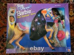 Défilé du spectacle Barbie avec son cheval estampillé étoile, Édition spéciale 1997 #15060 RARE.