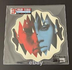 Eminem / Rihanna le Monstre 7 Vinyle Découpé et Masque de Hockey Slim Shady
