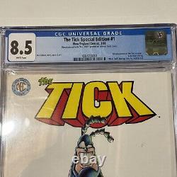 L'édition spéciale de The Tick #1 CGC 8.5, 1ère apparition de The Tick dans les bandes dessinées 2581/5000