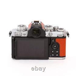 Nikon Z Fc 28/2.8 Édition Spéciale Kitsuto Argent Appareil Photo Numérique à Objectif Unique