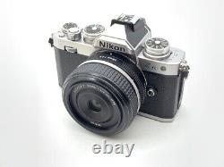 Nikon Z Fc 28mm f/2.8 Édition spéciale Kit Argent Sans miroir Objectif unique juin