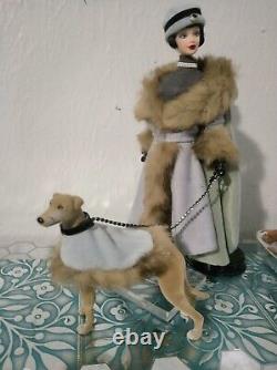 Poupée Barbie Greyhound de collection 'Society Hound' édition limitée 29057 par Mattel 2001