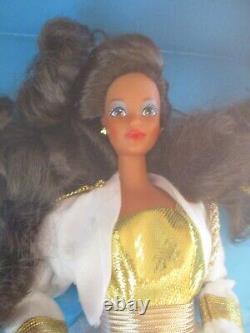 Poupée Steffie Brune Édition Spéciale Barbie Sommet 1990 #7030 NRFB Magnifique