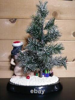 Statue de Bettie Page Trimming Christmas Tree Édition Limitée 1065/5000 en Porcelaine